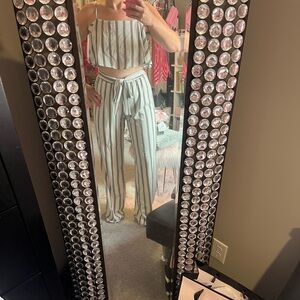 Windsor two piece set